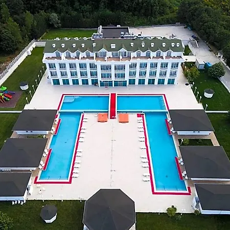 Hotel The Oasis